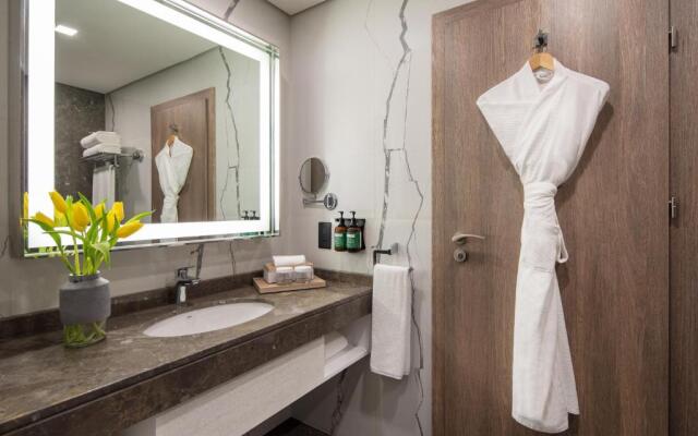 voco Dubai the Palm by IHG