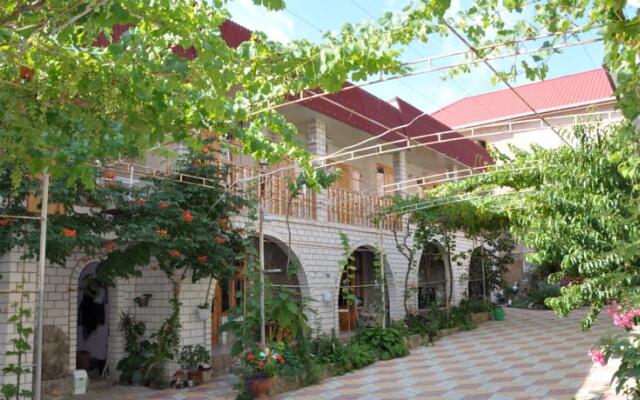 Idilliya Guest House