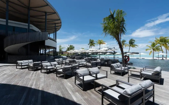 Madifushi Private Island Hotel