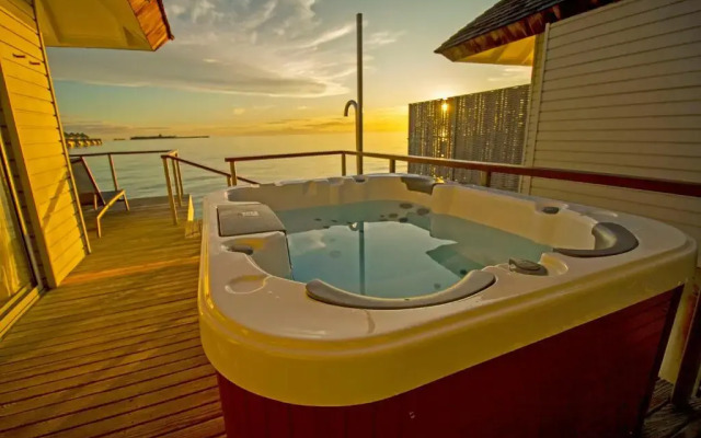 Outrigger Maldives Maafushivaru Resort
