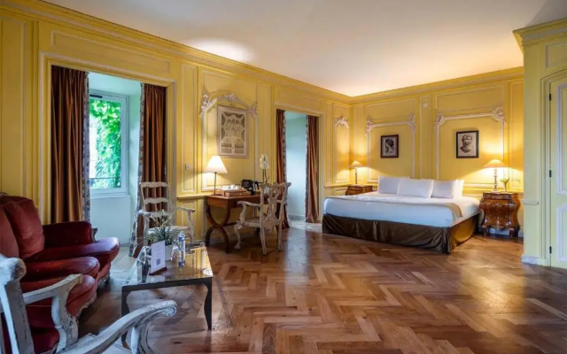 Le Chateau De Candie