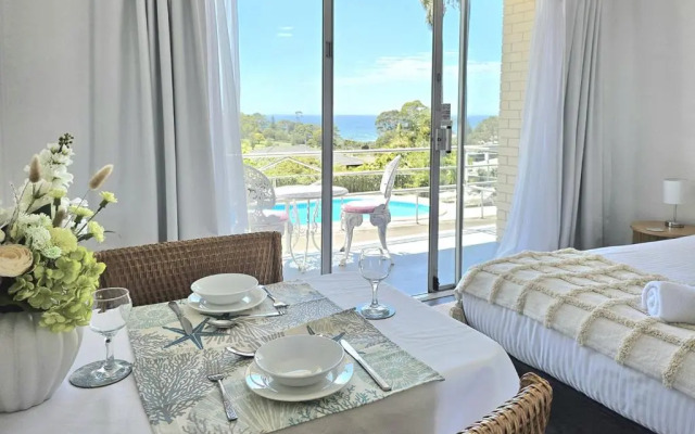 Mollymook Ocean View Motel - Welcoming Guests 18 Years and Older