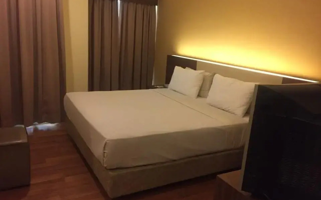 Seasons Boutique Hotel