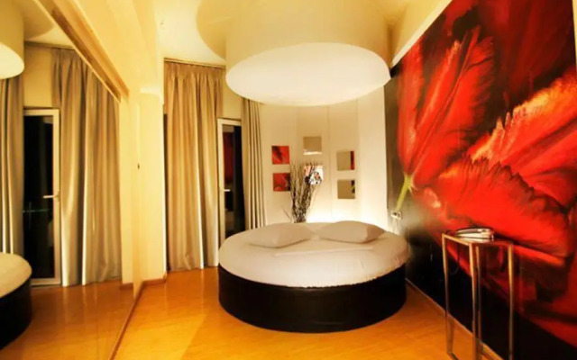 Mary Plaza Hotel