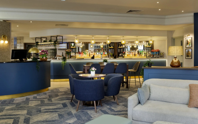 DoubleTree by Hilton Manchester Airport