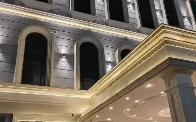 Hotel Milan Palace