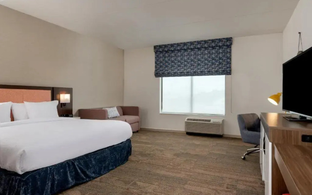 Hampton Inn Baltimore Bayview Campus