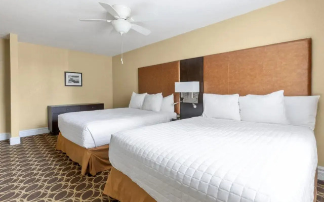 Marin Suites Hotel