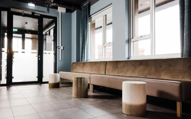 ODDSSON Midtown Hotel