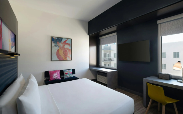 Aloft Sarasota