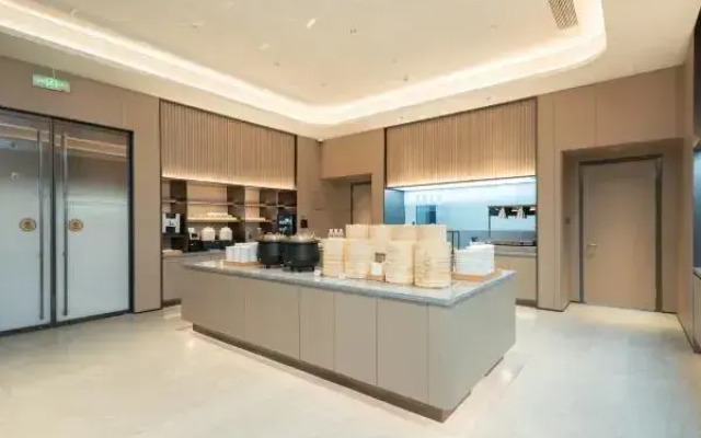 JI Hotel (Shanghai Jinshan Industrial Zone)