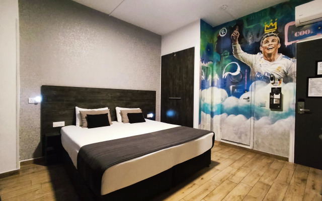 Rise Street Art Hotel