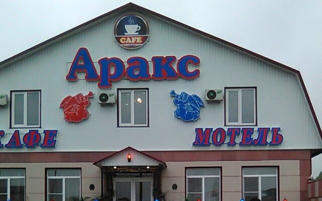 Araks Hotel	