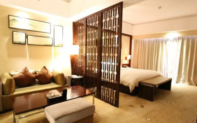 King Royal Hotel Yunfu