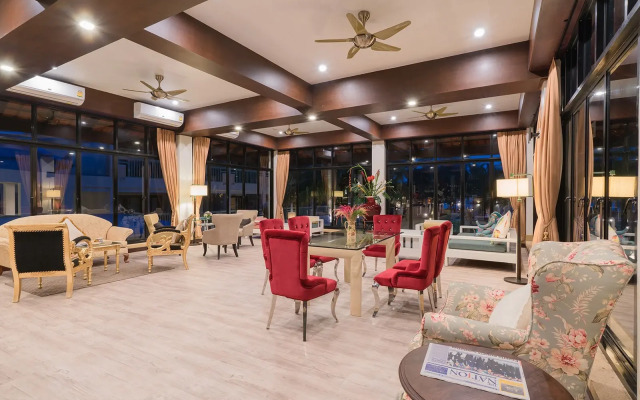 The Briza Beach Resort Khaolak