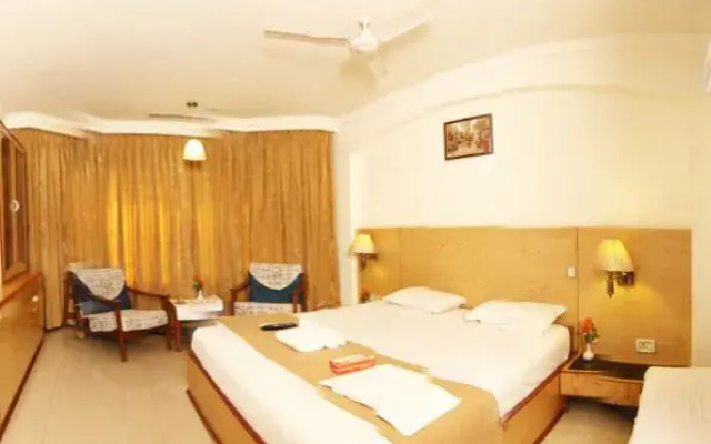 Hotel Sindhu International