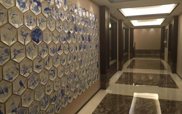 PHIREN Hotel Anji Jiuzhou Changshuo Plaza, Anji