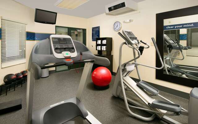 Hampton Inn Kansas City The Legends