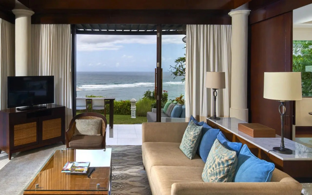 Samabe Bali Suites & Villas