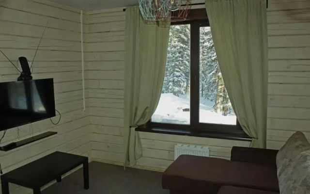 Vitrazhi Hotel