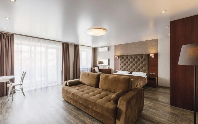 Авион на проспекте Ленина 46