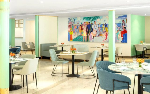 Queen Elizabeth 2 Hotel by Accor