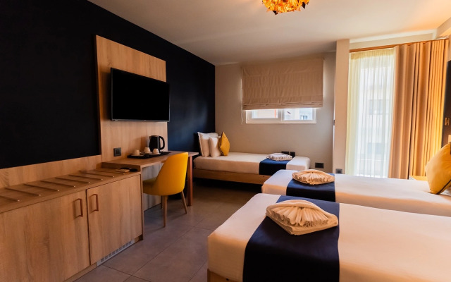 Antoniel Suites