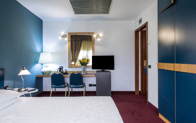 Mirage Hotel