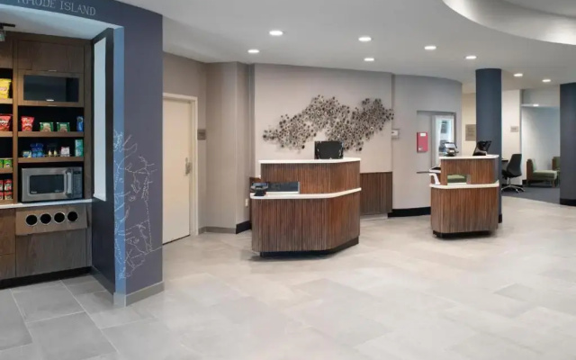 Courtyard by Marriott Providence Lincoln