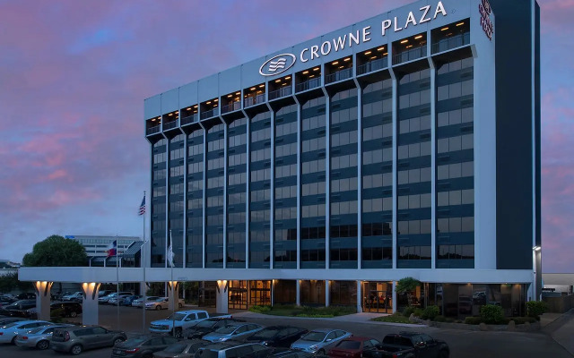 Crowne Plaza San Antonio Airport, an IHG Hotel