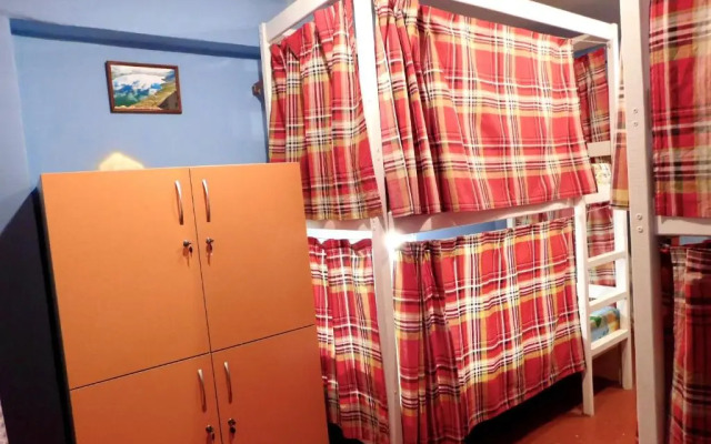 Хостел Акка Книбекайзе