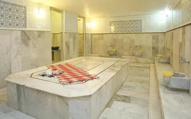 Bulvar Hotel