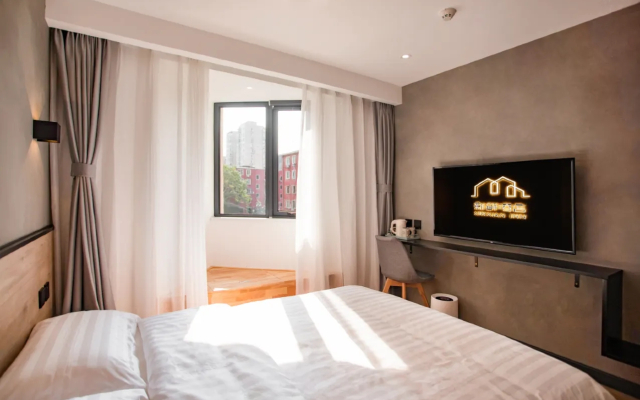 Fresh hotel Beijing station store