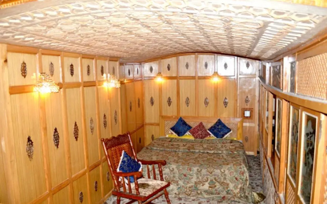 Shah Abbas