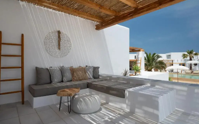 Kosmitis Suites & Villas