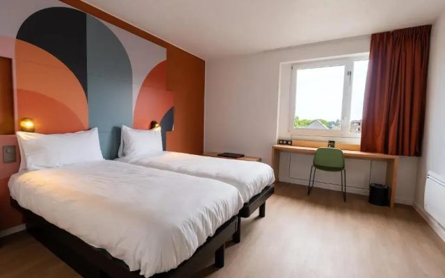 B&B HOTEL Mons Gare
