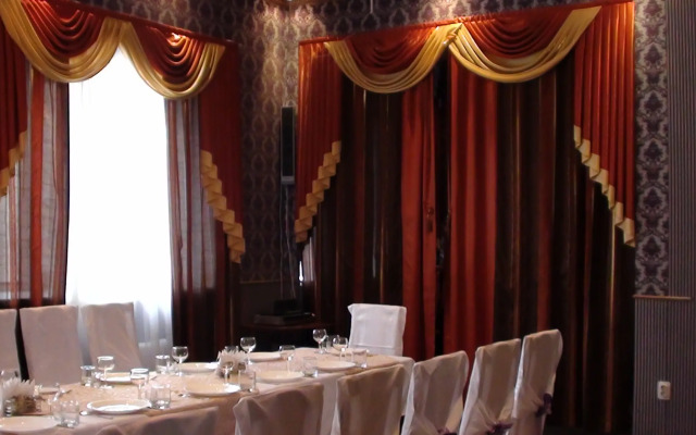 Tarmansky Hotel