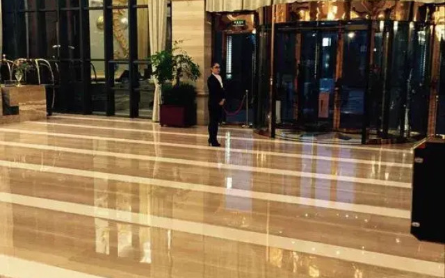 Ningbo East Shipu Hotel