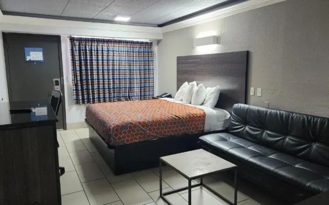 Americas Best Value Inn & Suites Little Rock at Scott Hamilton Dr