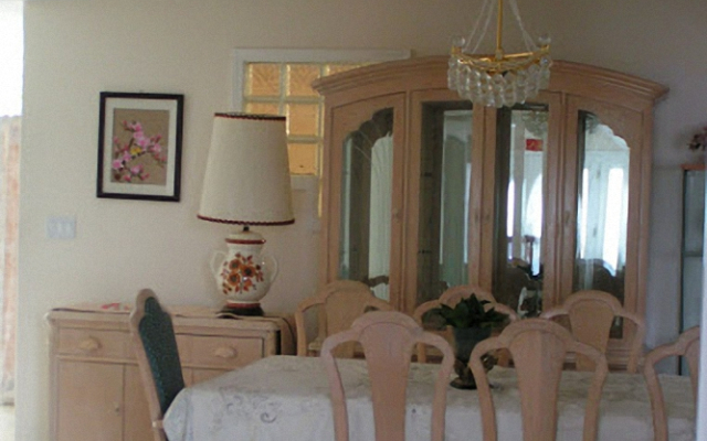 Airport Blundell Suites