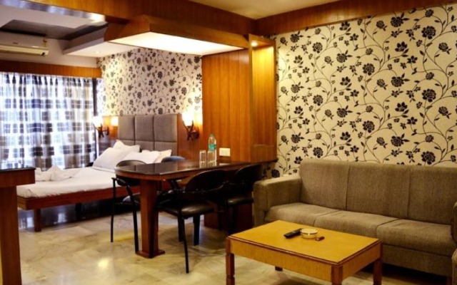 OYO 457 Hotel Mittal Residency