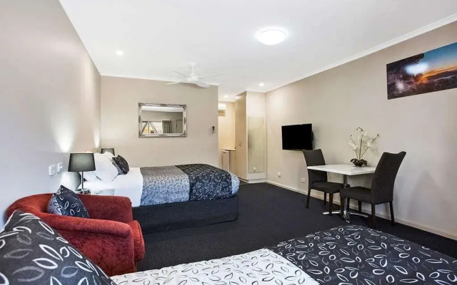 Comfort Inn May Park