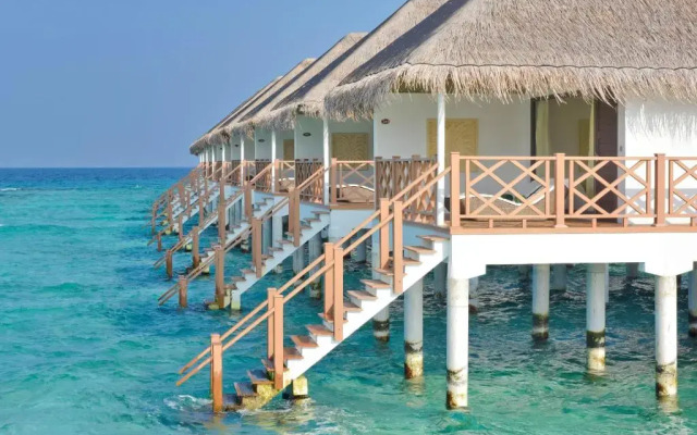 Dreamland Unique Sea and Lake Resort Spa