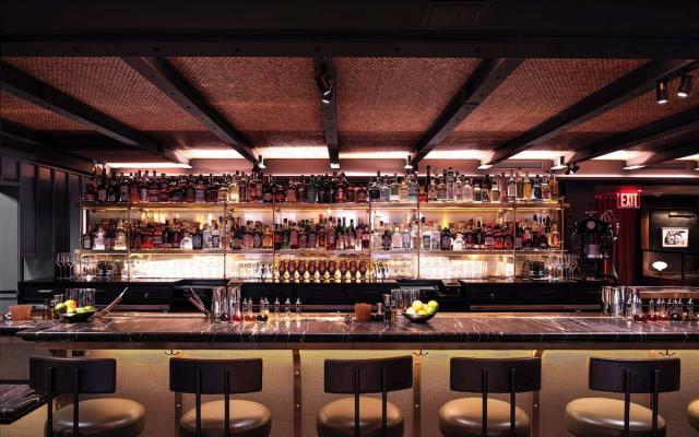 Martinique New York on Broadway, Curio Collection by Hilton