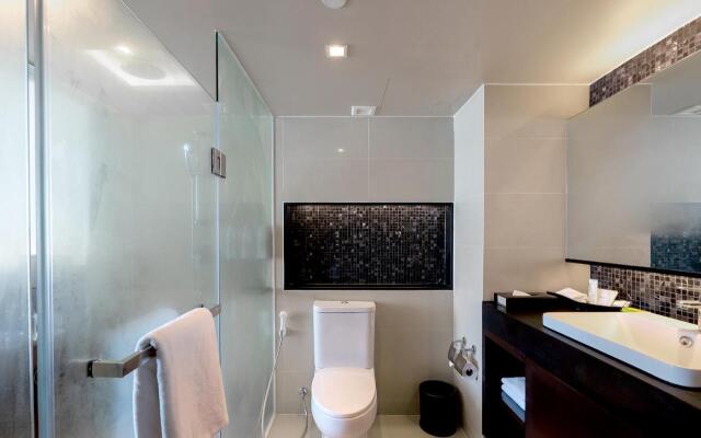 Le Meridien Phuket Beach Resort