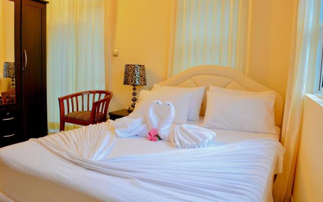 Beach Palace Hotel
