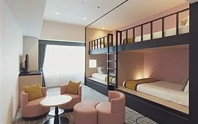 Deluxe Double Superior Floor Room with city view (벙커 침대) 사진 1