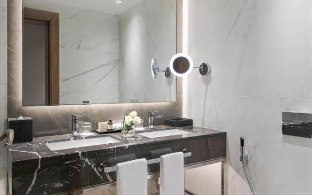 Fairmont Dubai Hotel