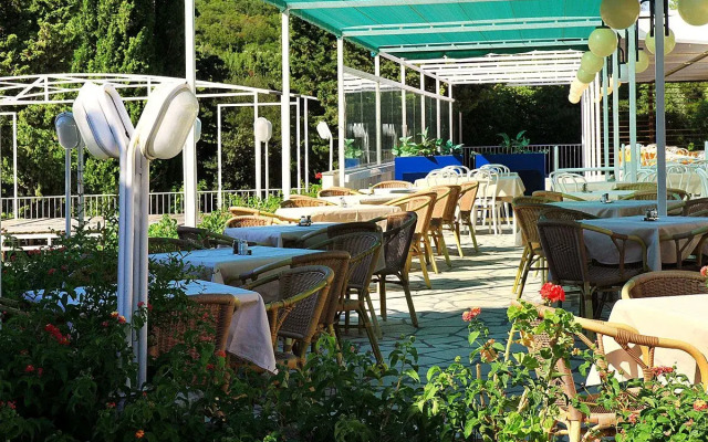 Hotel Bon Repos