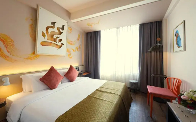 Dhevi Bangkok Hotel